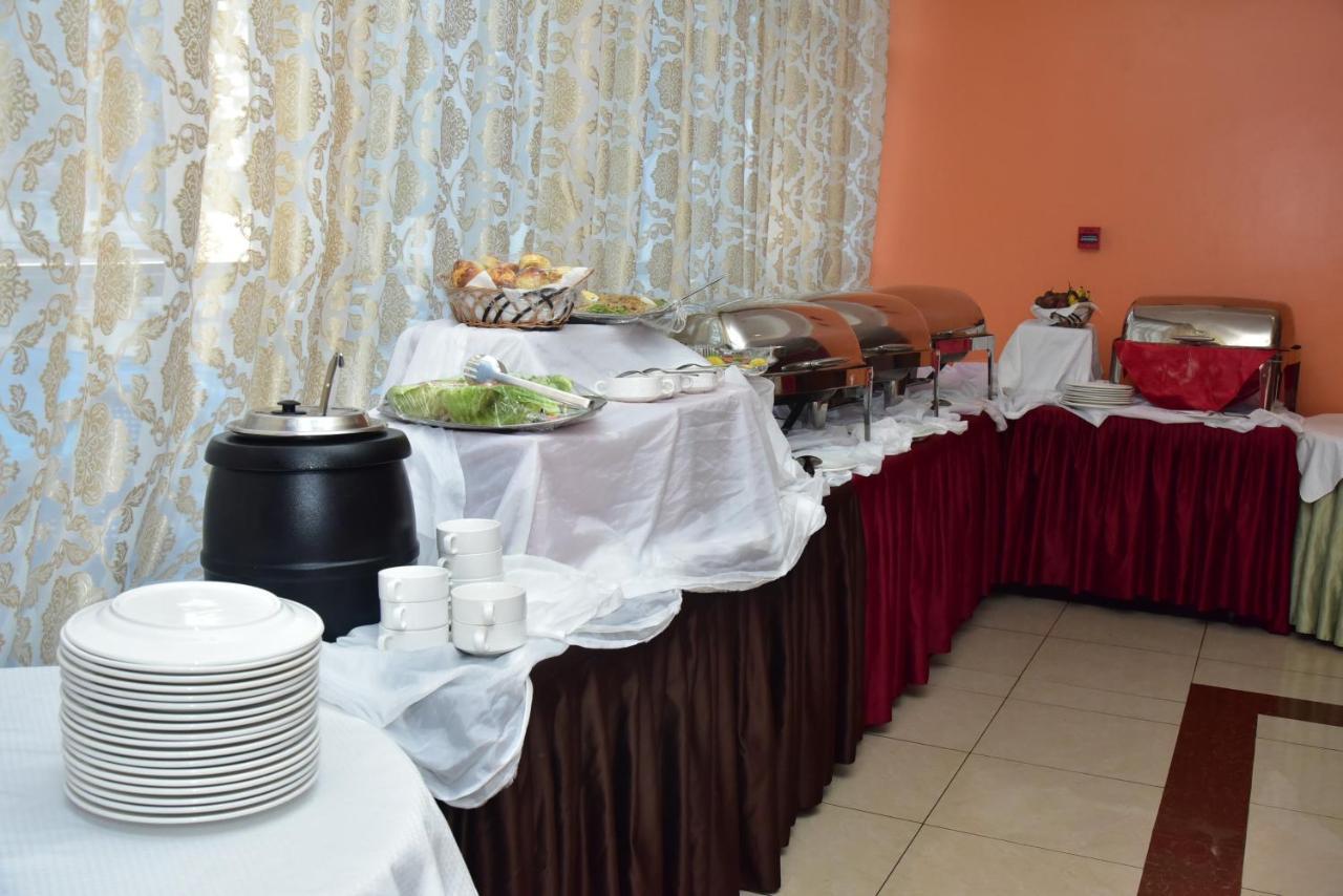 Great Seasons Hotel Кигали Экстерьер фото