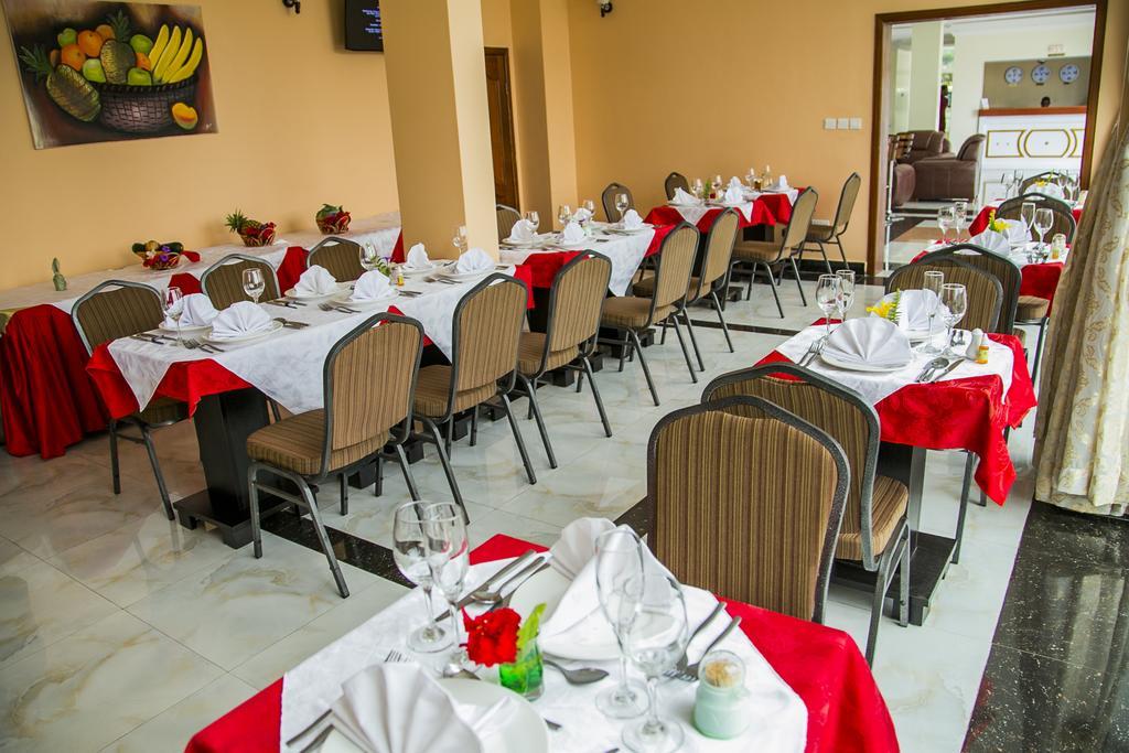 Great Seasons Hotel Кигали Экстерьер фото