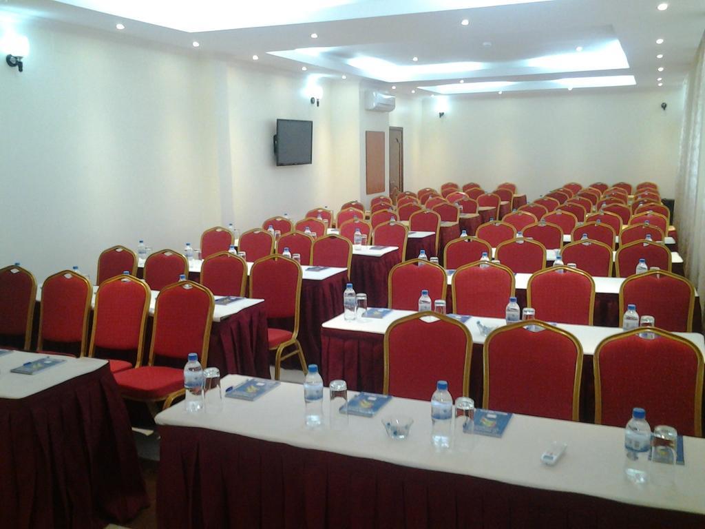 Great Seasons Hotel Кигали Экстерьер фото